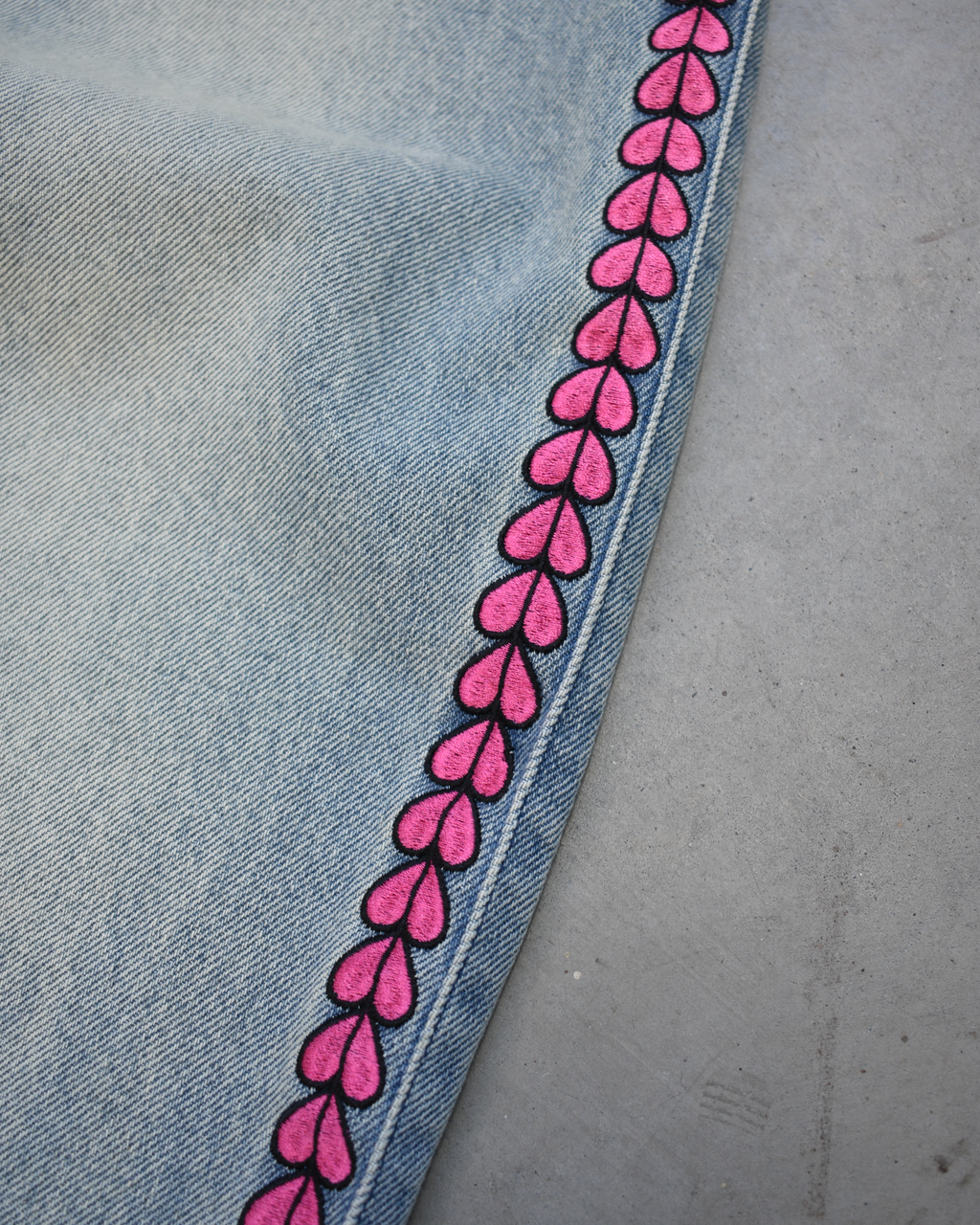 DIRTY DEEDS JEANS